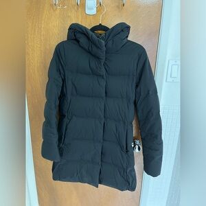 Uniqlo seamless down short coat